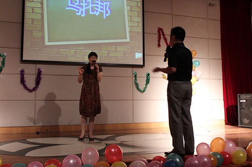 团队成员参加院毕业晚会 团队成员参加院毕业晚会