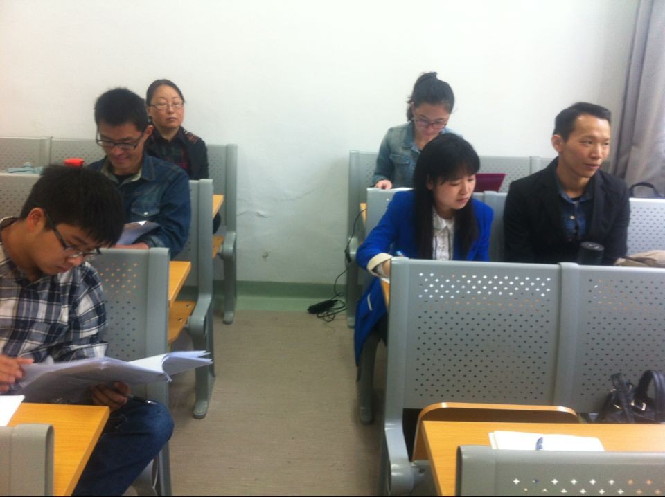 思想与智慧的碰撞--2014年春学期第二小组读书报告会
