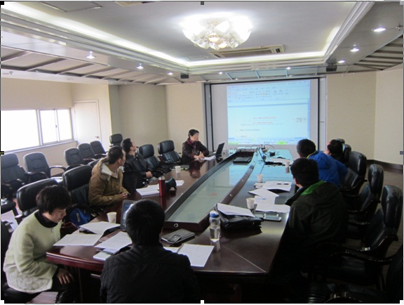 2013级博士生研究报告撰写研讨会