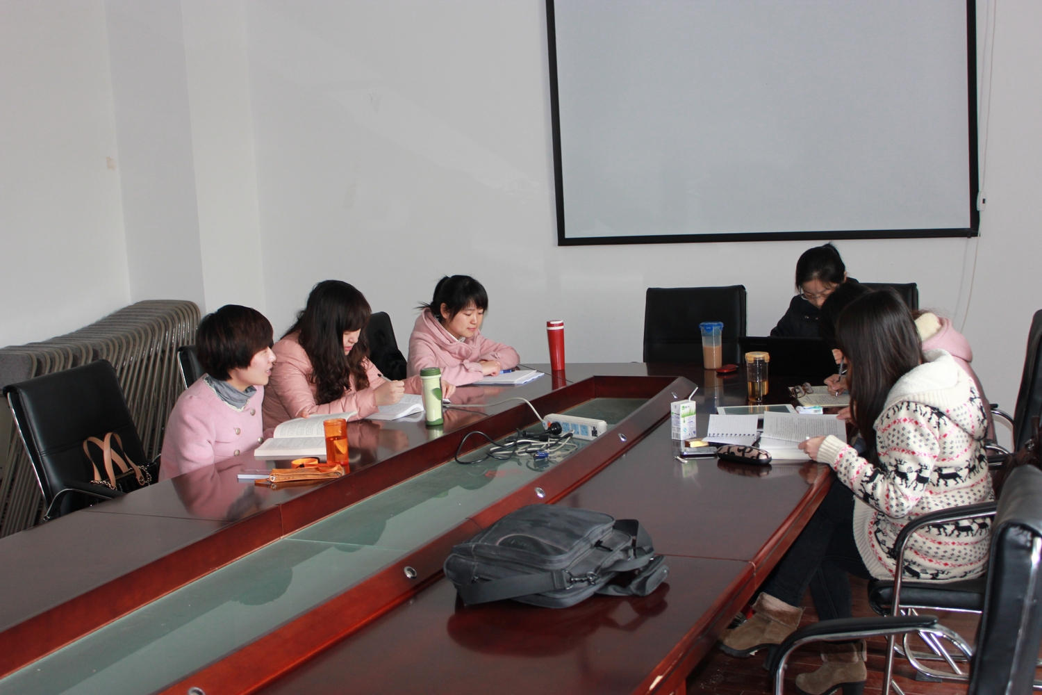 2013春学期第一小组3月读书报告会