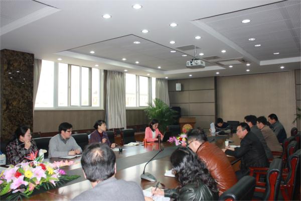 汪霞教授与课题组成员在南京农业大学调研 汪霞教授与课题组成员在南京农业大学调研