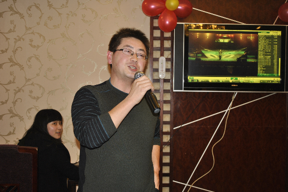 庆元旦、迎新年：欢乐、惊喜、感恩
