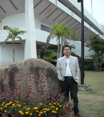 王俊简介