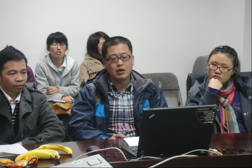 学术思想的交流与碰撞――记团队博士生论文开题和论文进展报告 学术思想的交流与碰撞――记团队博士生论文开题和论文进展报告