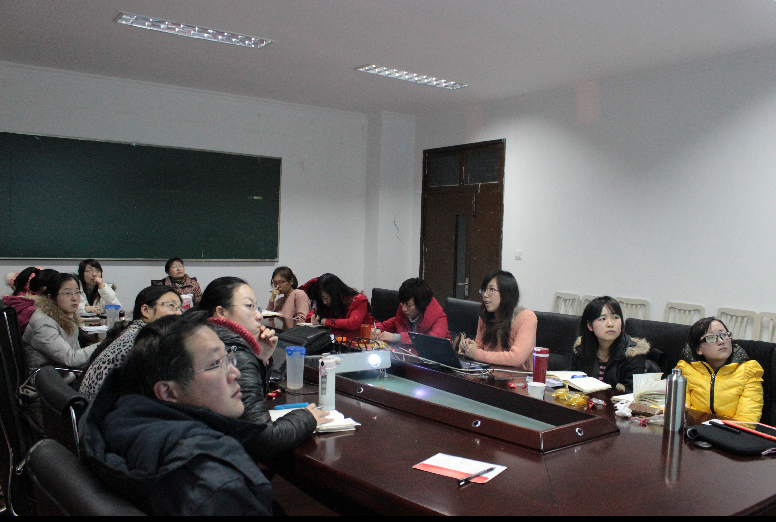 团队召开2012年秋学期总结暨2013年春学期计划汇报会
