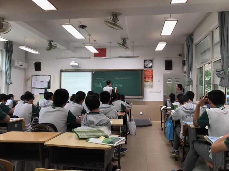 “上好课做好师”学习小组简报