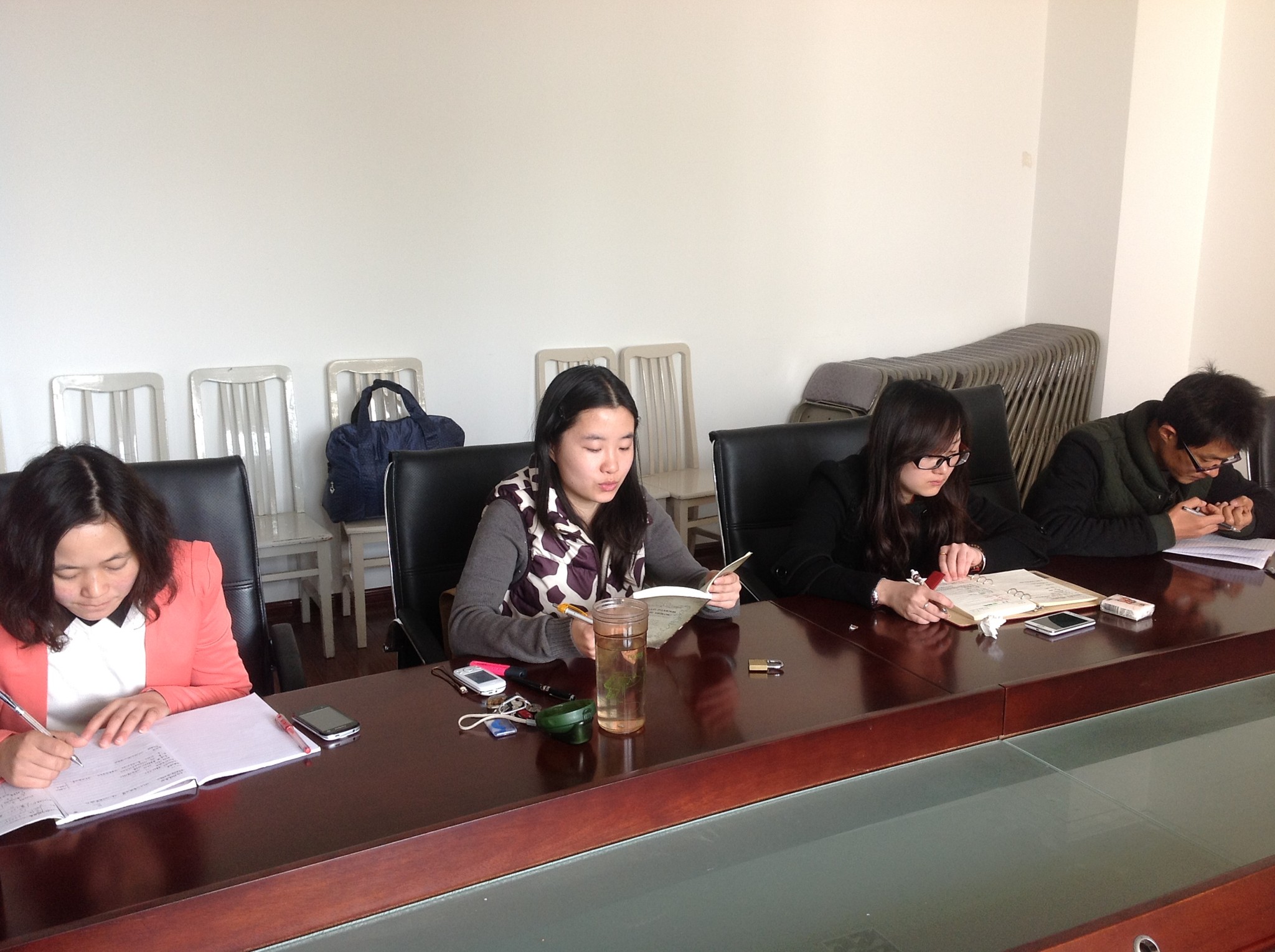 2013春学期第二小组3月读书报告会 2013春学期第二小组3月读书报告会