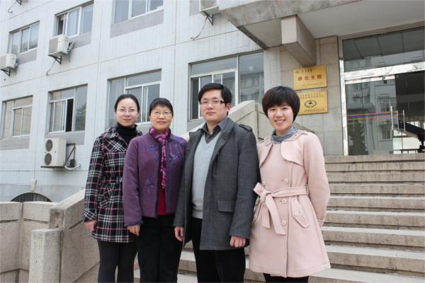 汪霞教授与课题组成员在南京农业大学调研 汪霞教授与课题组成员在南京农业大学调研