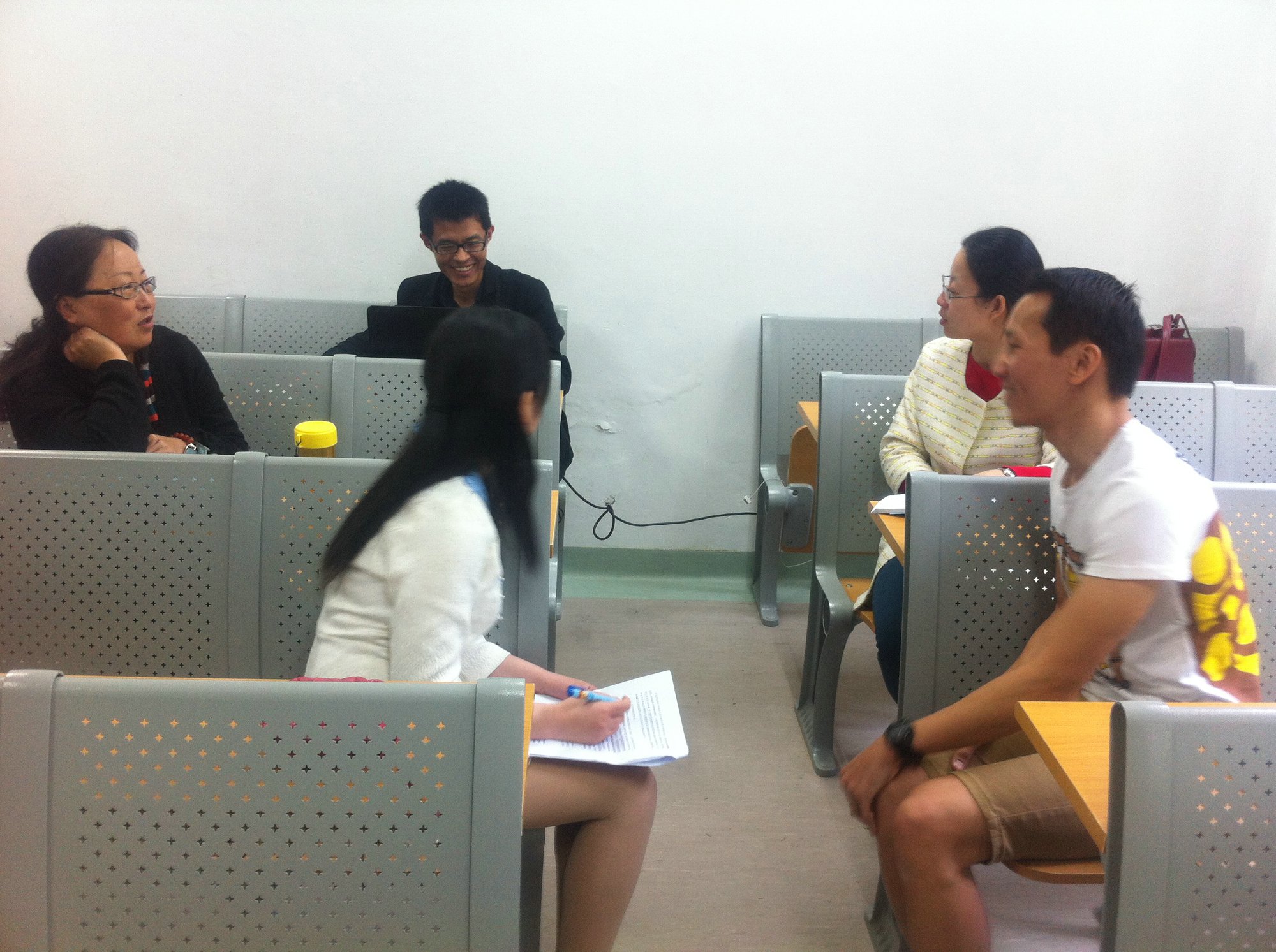 2014年第二小组四月份读书报告会