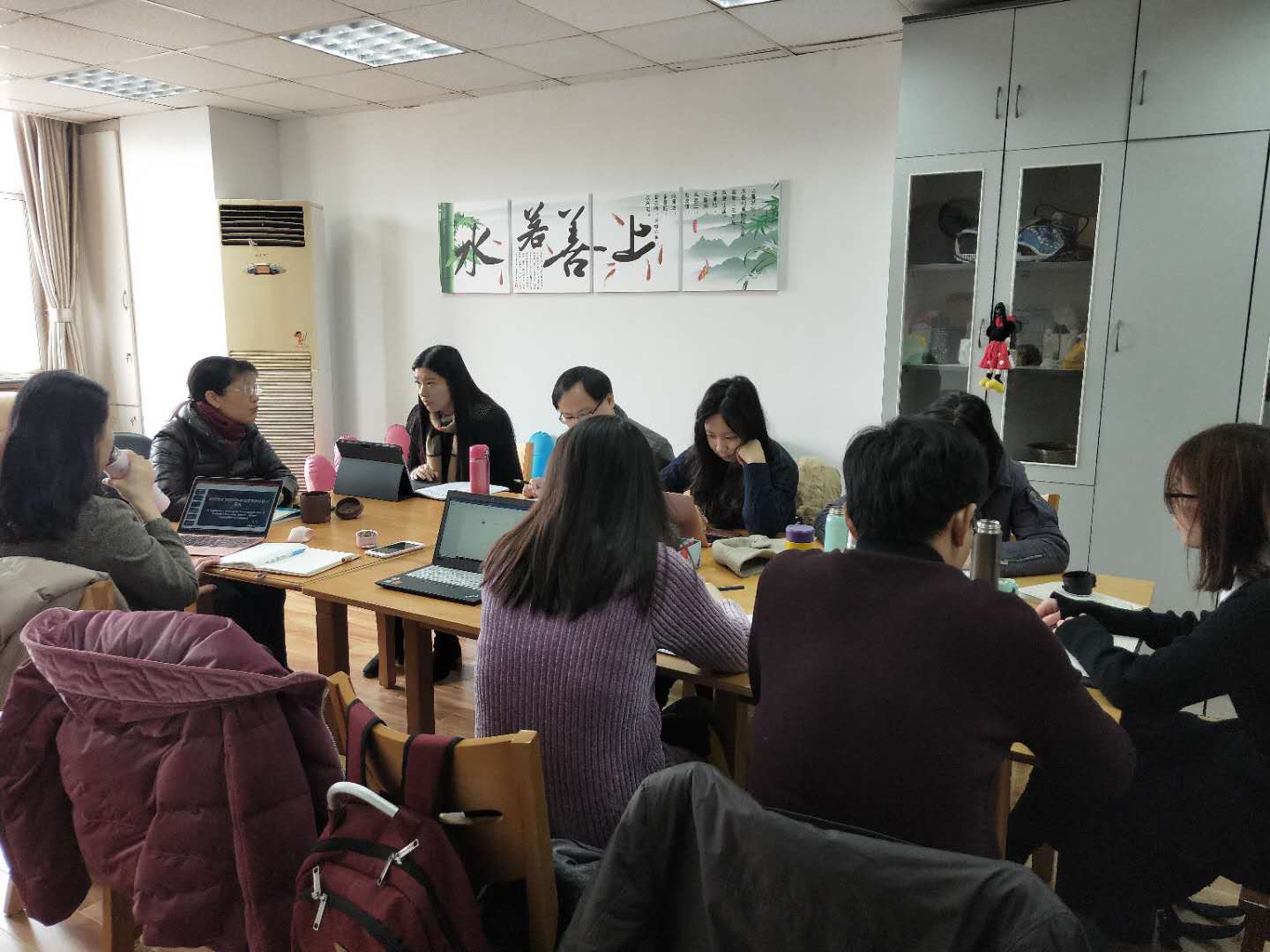 团队召开2016、2017、2018级博士生学期总结会 团队召开2016、2017、2018级博士生学期总结会
